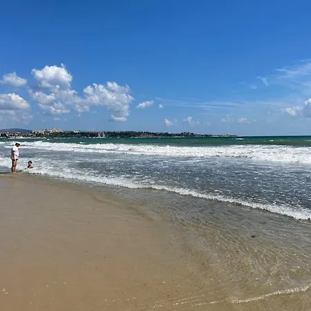 Panorama Szálloda Ravda