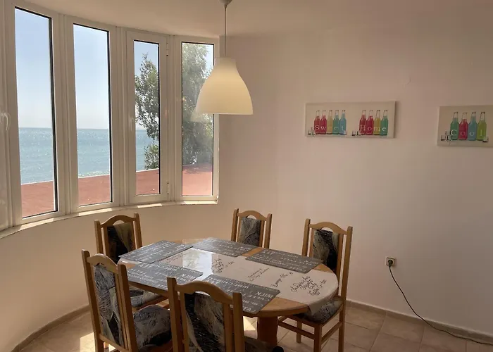 ホテル Panorama ラヴダ